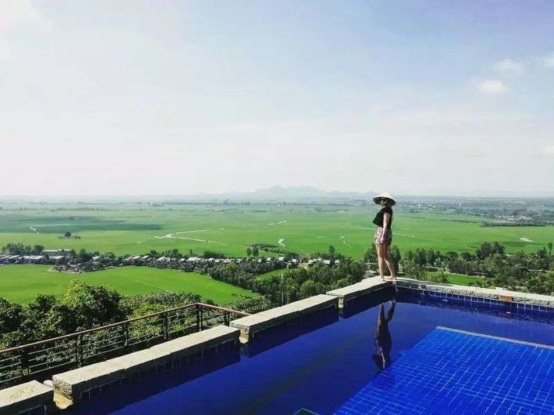 [Bán] Bán căn hộ 2PN view trọn vẹn hồ bơi công viên sinh thái Victoria Village, diện tích 69.2m2.